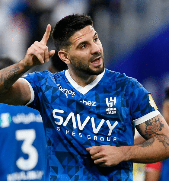 Manchester United are considering a move for Aleksandar Mitrović after missing out on Liam Delap